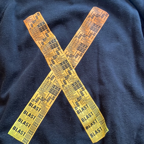 Blast 2020 Break Through hoodie Sweatshirt Size Med - Picture 3 of 8